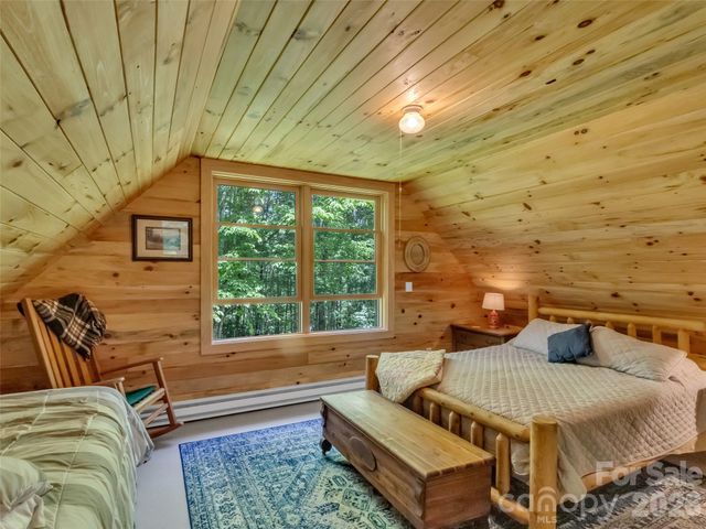 85 Lady Slipper Trail, Hot Springs, NC 28743