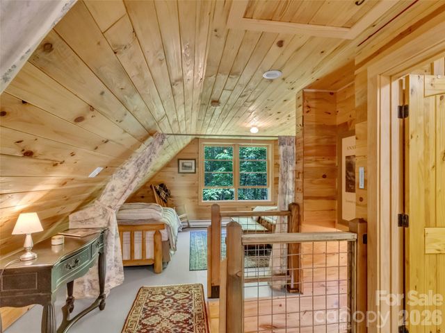 85 Lady Slipper Trail, Hot Springs, NC 28743