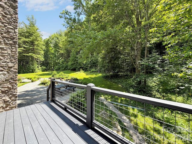 85 Lady Slipper Trail, Hot Springs, NC 28743