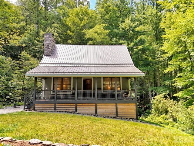 85 Lady Slipper Trail, Hot Springs, NC 28743