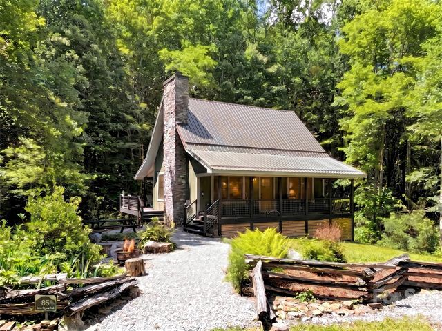 85 Lady Slipper Trail, Hot Springs, NC 28743