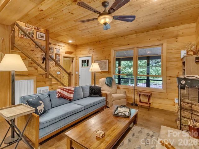85 Lady Slipper Trail, Hot Springs, NC 28743