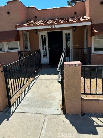 629 E Latham Avenue, Hemet, CA 92543