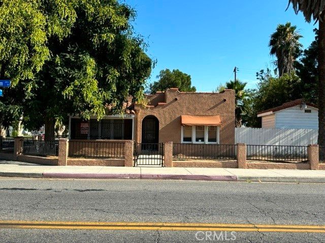 629 E Latham Avenue, Hemet, CA 92543