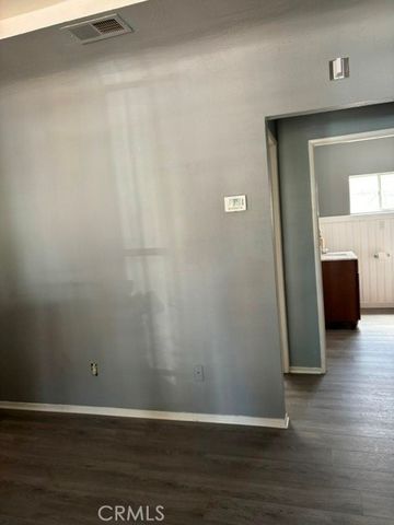 629 E Latham Avenue, Hemet, CA 92543