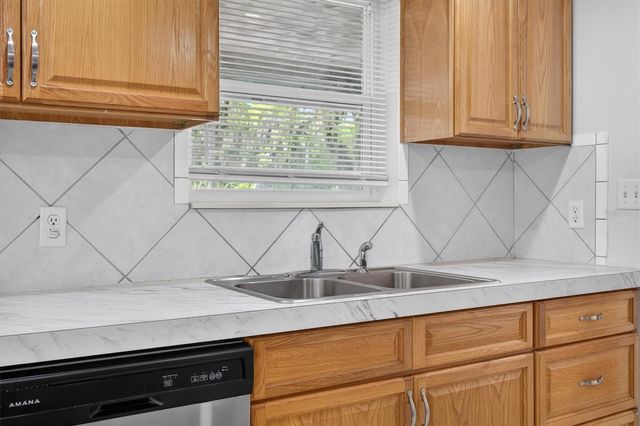 2303 MAHONEY AVENUE, Leesburg, FL 34748