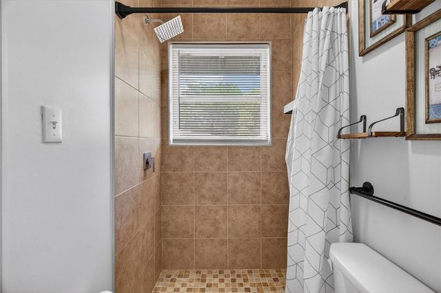 2303 MAHONEY AVENUE, Leesburg, FL 34748