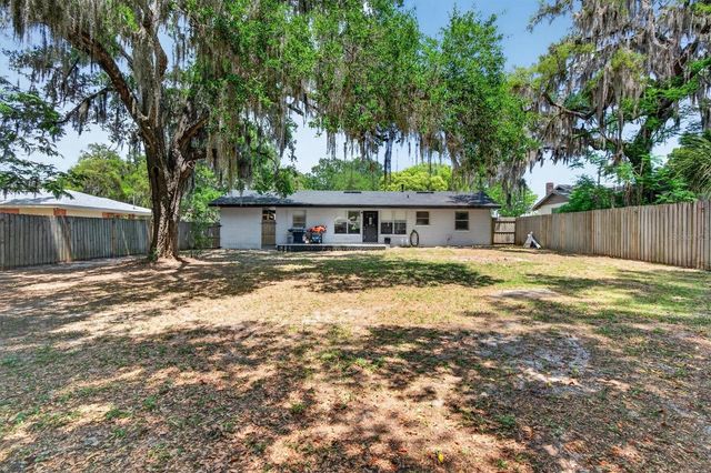2303 MAHONEY AVENUE, Leesburg, FL 34748