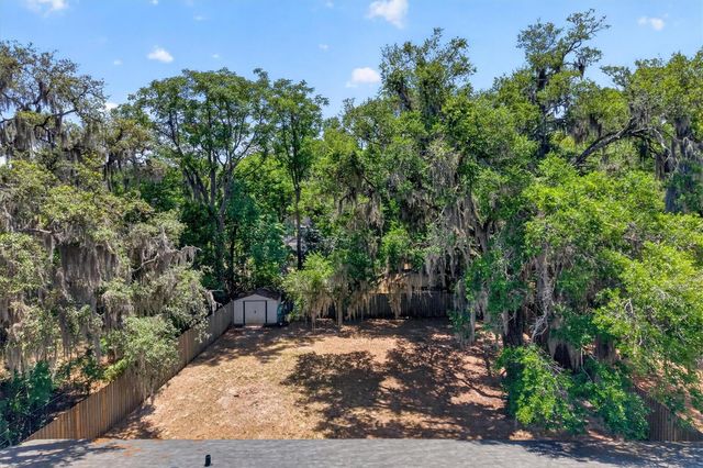 2303 MAHONEY AVENUE, Leesburg, FL 34748