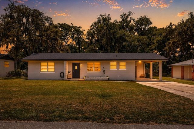 2303 MAHONEY AVENUE, Leesburg, FL 34748