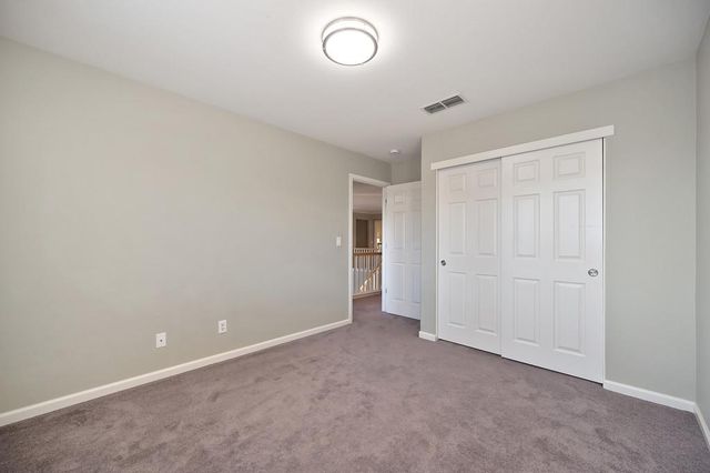 910 Lighthouse Dr, West Sacramento, CA 95605