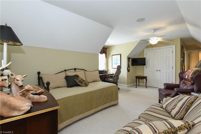 12 Hadley Park Court, Greensboro, NC 27407