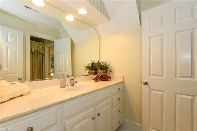 12 Hadley Park Court, Greensboro, NC 27407