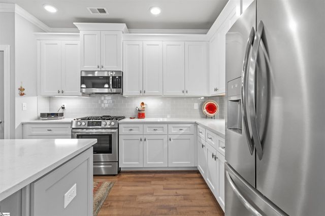 108 Mayfly Way, Simpsonville, SC 29680