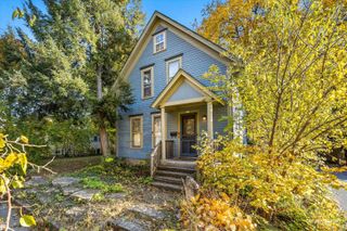 315 Congdon Avenue, Elgin, IL 60120