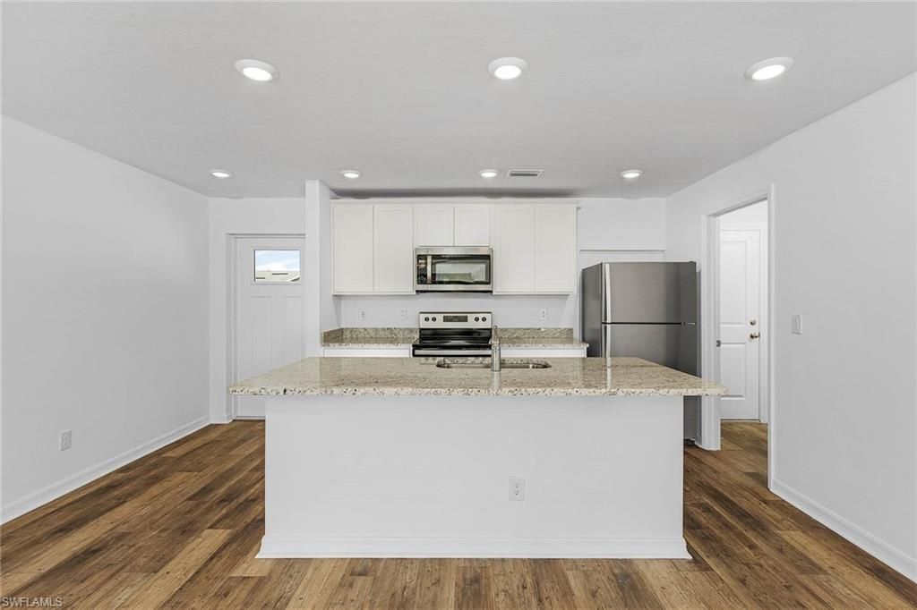 409 Broadmoor ST E, LEHIGH ACRES, FL 33974 — photo 3