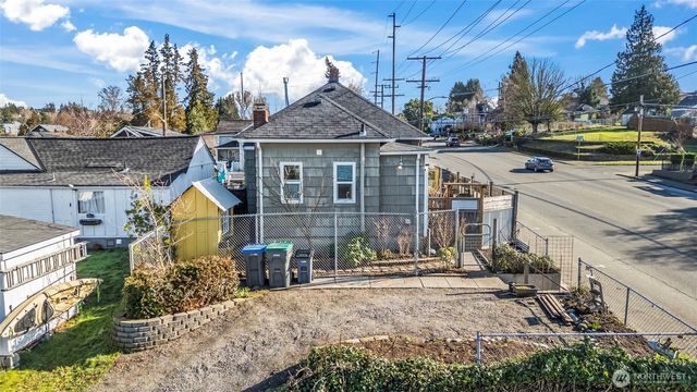1103 Cogean Avenue, Bremerton, WA 98337