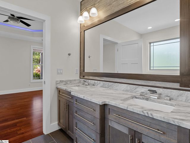 640 Double Bridge Road, Boiling Springs, SC 29316