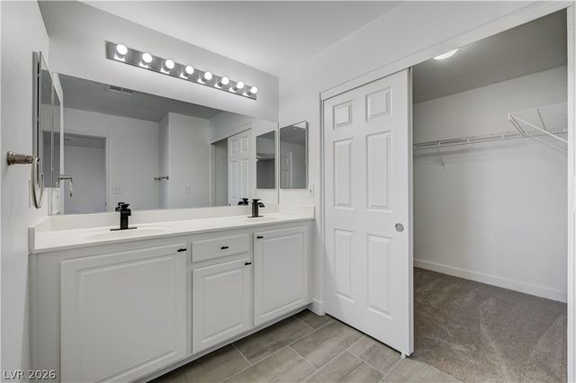 7439 Mariposa Grove Street, Las Vegas, NV 89139