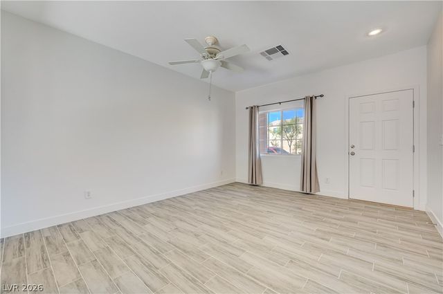 7439 Mariposa Grove Street, Las Vegas, NV 89139