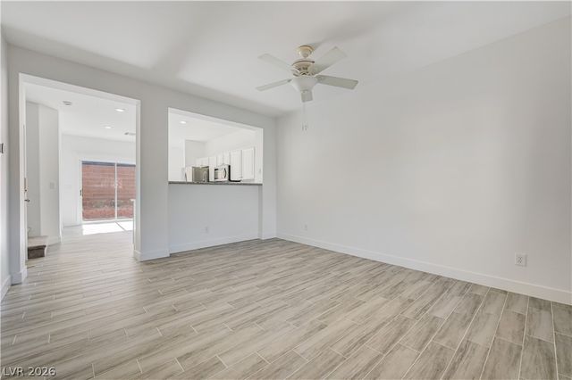 7439 Mariposa Grove Street, Las Vegas, NV 89139