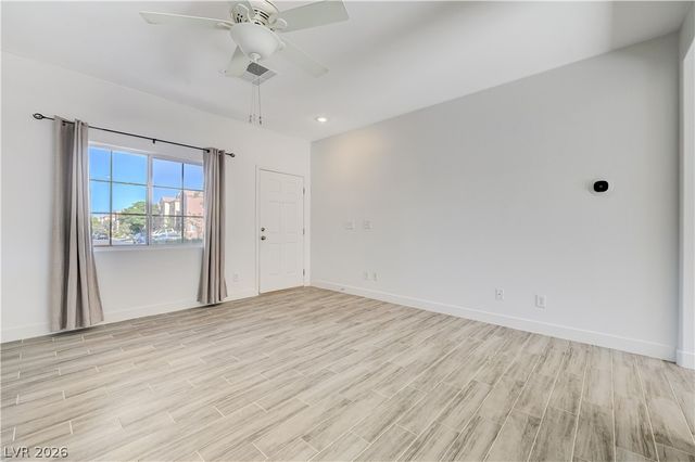 7439 Mariposa Grove Street, Las Vegas, NV 89139
