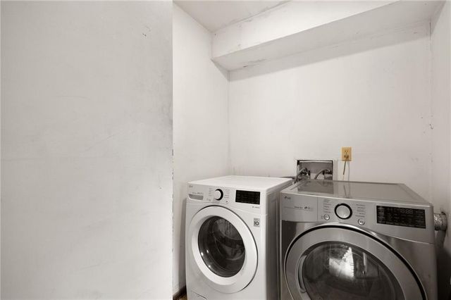 9714 Shepherds Drive, Kansas City, MO 64131