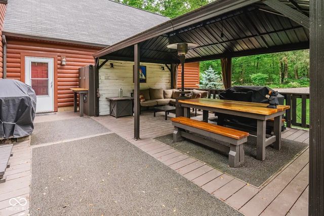 8825 W Evans, Bloomington, IN 47403