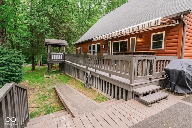 8825 W Evans, Bloomington, IN 47403