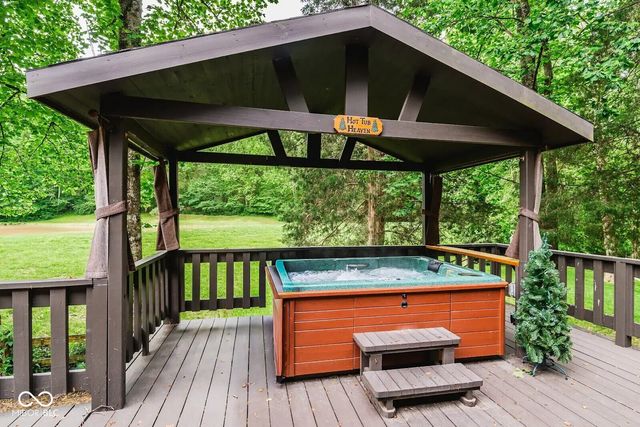 8825 W Evans, Bloomington, IN 47403