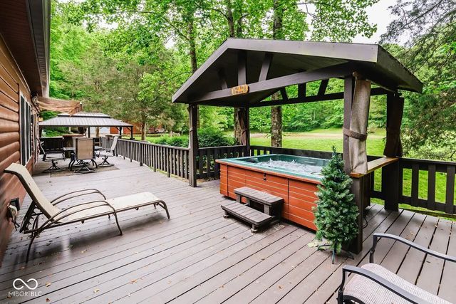 8825 W Evans, Bloomington, IN 47403