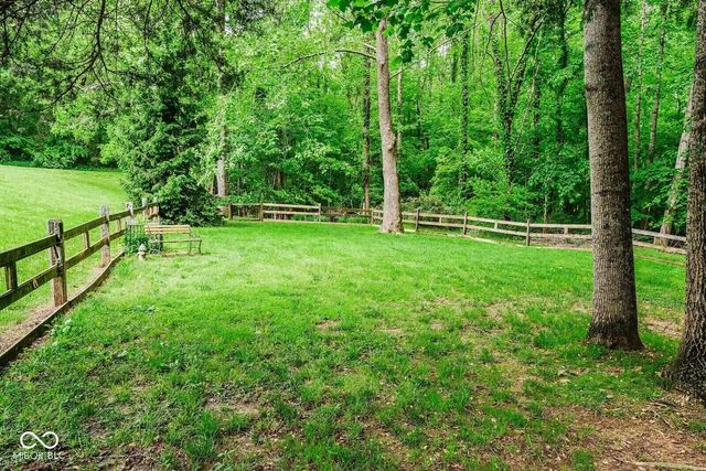 8825 W Evans, Bloomington, IN 47403