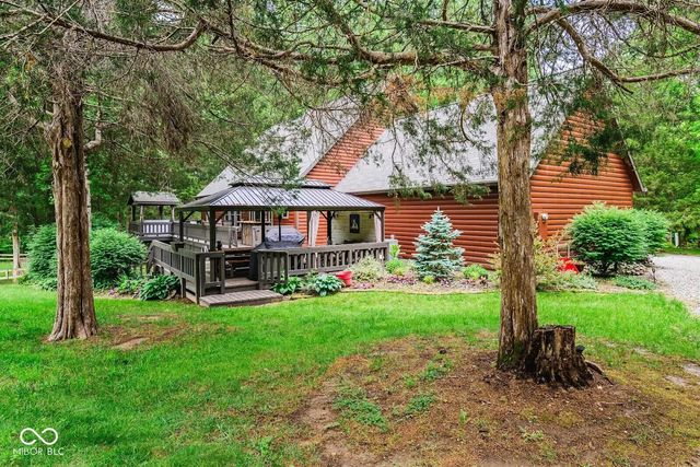 8825 W Evans, Bloomington, IN 47403