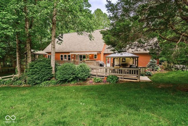 8825 W Evans, Bloomington, IN 47403
