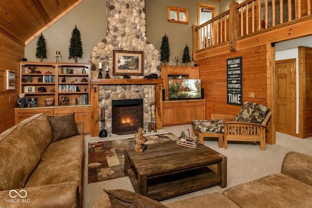 8825 W Evans, Bloomington, IN 47403
