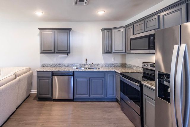 114 unit B Landry St, Thibodaux, LA 70301