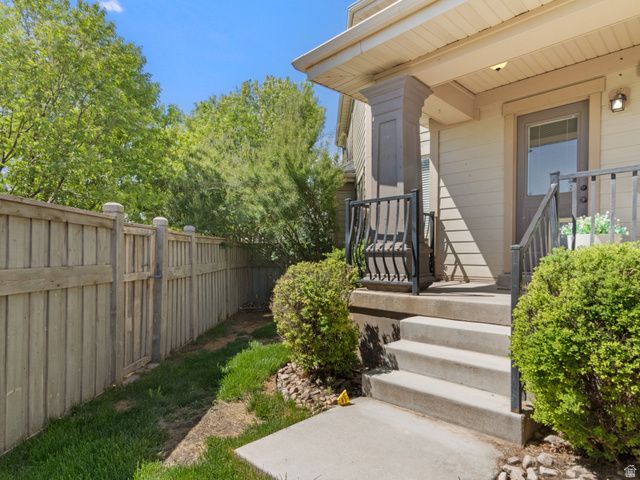 9328 N OAKLAND HILLS DR, Eagle Mountain, UT 84005