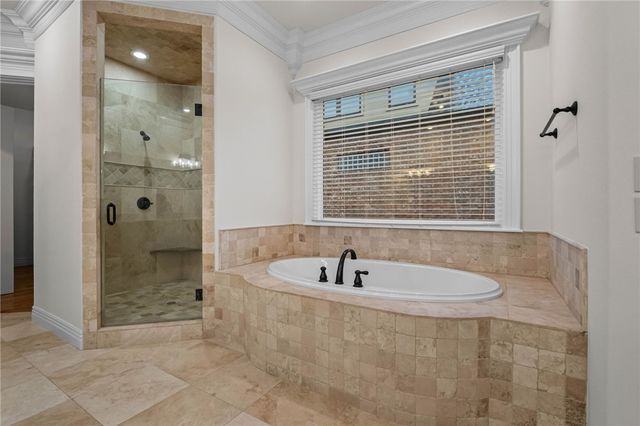 11 Oxford Drive, Rogers, AR 72758