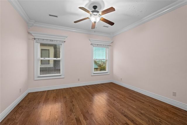 11 Oxford Drive, Rogers, AR 72758