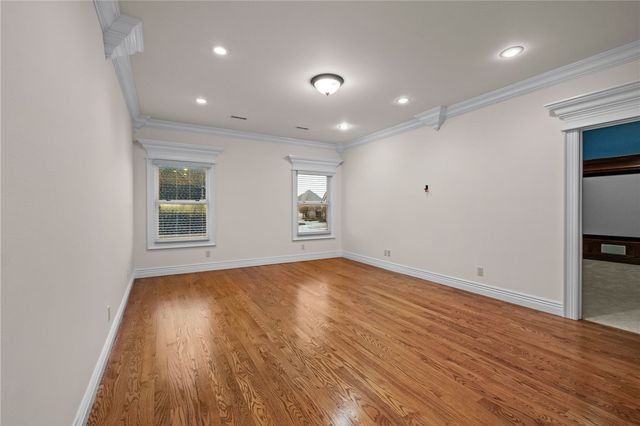 11 Oxford Drive, Rogers, AR 72758