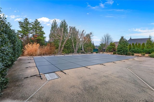 11 Oxford Drive, Rogers, AR 72758