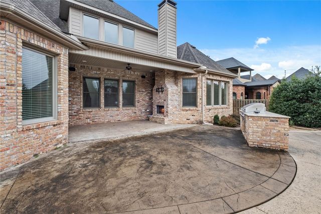 11 Oxford Drive, Rogers, AR 72758