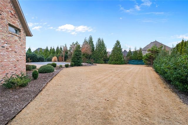 11 Oxford Drive, Rogers, AR 72758