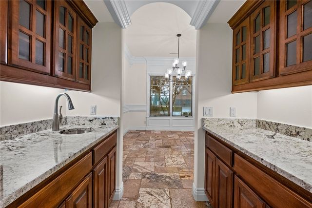 11 Oxford Drive, Rogers, AR 72758