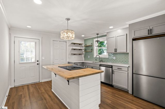 12 Hudson Street, Greenville, SC 29609