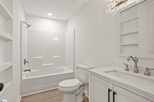 12 Hudson Street, Greenville, SC 29609