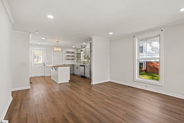 12 Hudson Street, Greenville, SC 29609