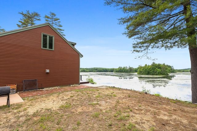 152 Kimball Rd, Amesbury, MA 01913
