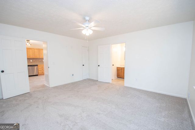 598 Beavers Road, Grantville, GA 30220