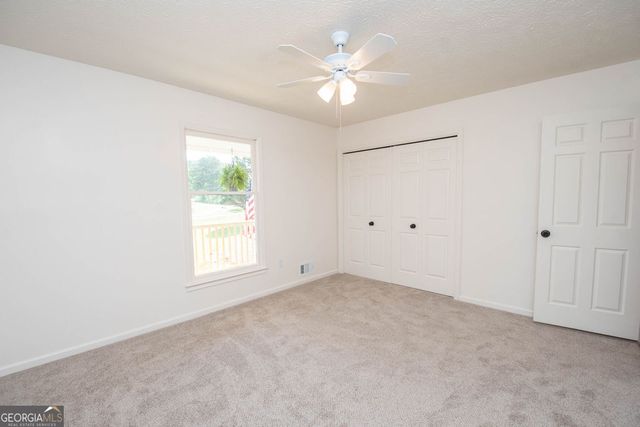 598 Beavers Road, Grantville, GA 30220